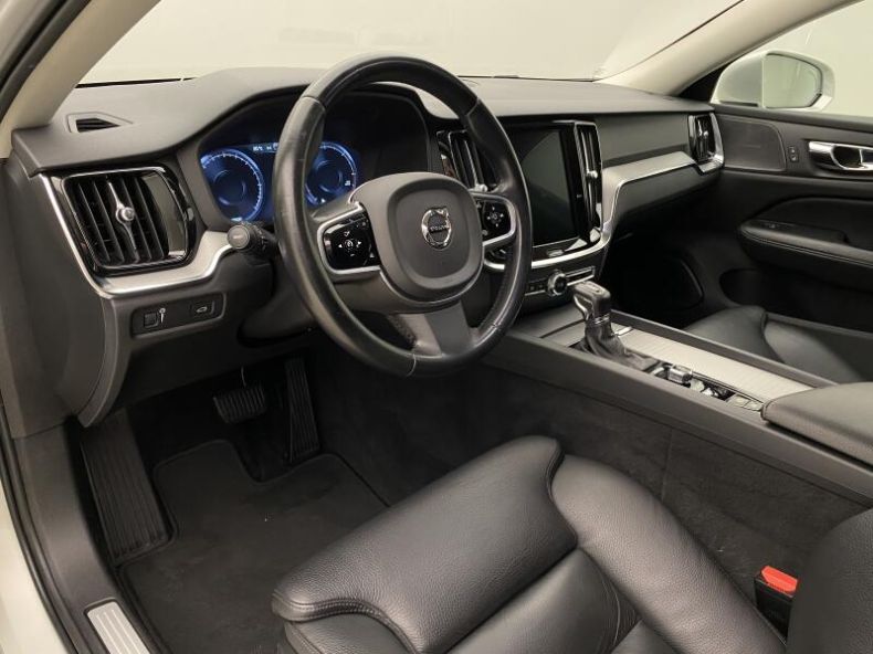 Volvo V60 - hlavní fotka