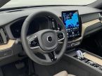 Volvo XC60 - fotka číslo 3