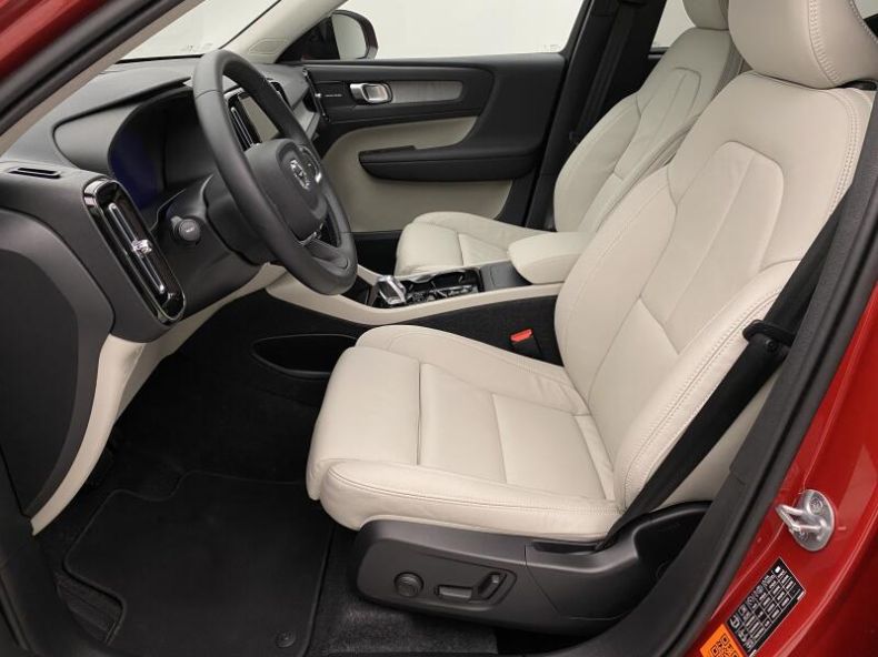 Volvo XC40 - hlavní fotka