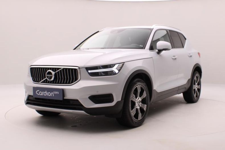 Volvo XC40 - hlavní foto