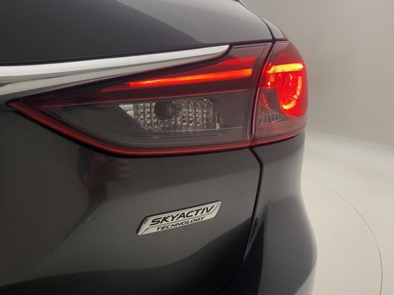 Mazda 6 - hlavní fotka