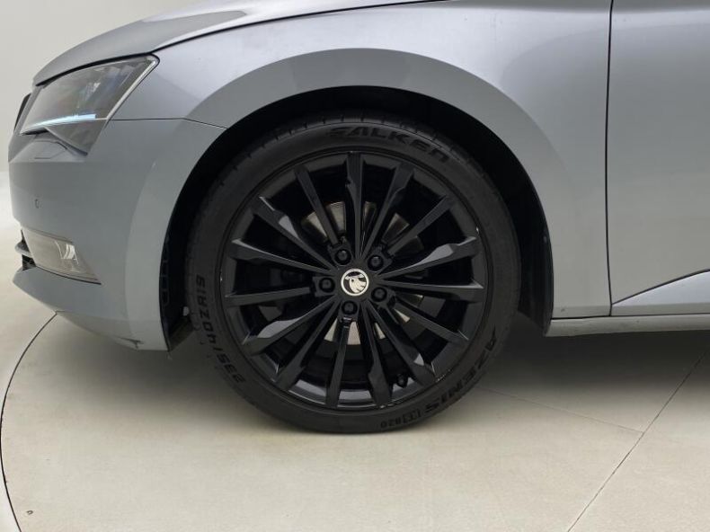 Škoda Superb - hlavní fotka
