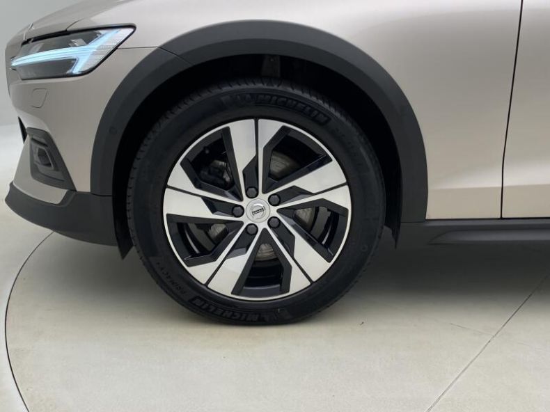 Volvo V60 - hlavní fotka