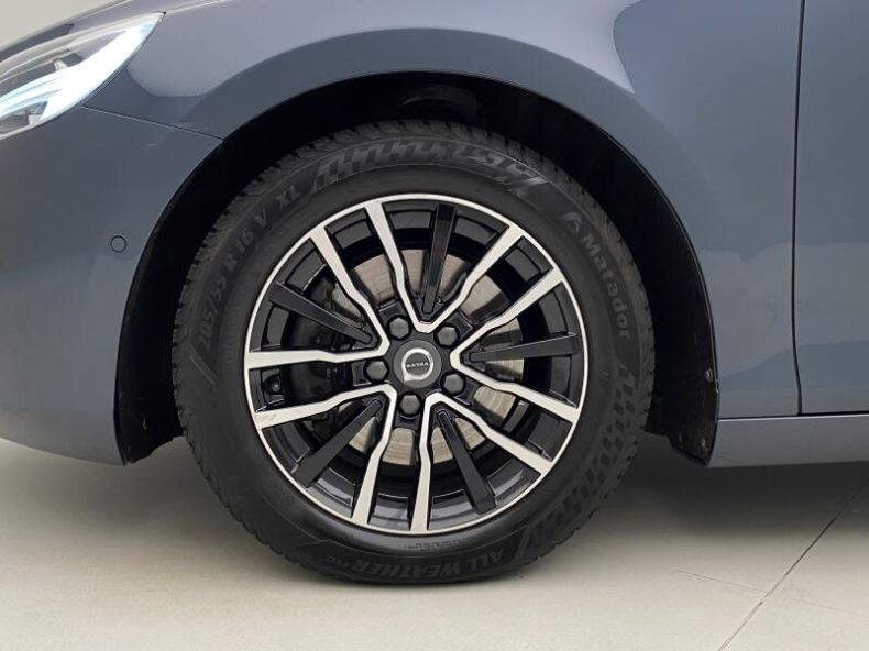 Volvo V40 - hlavní fotka