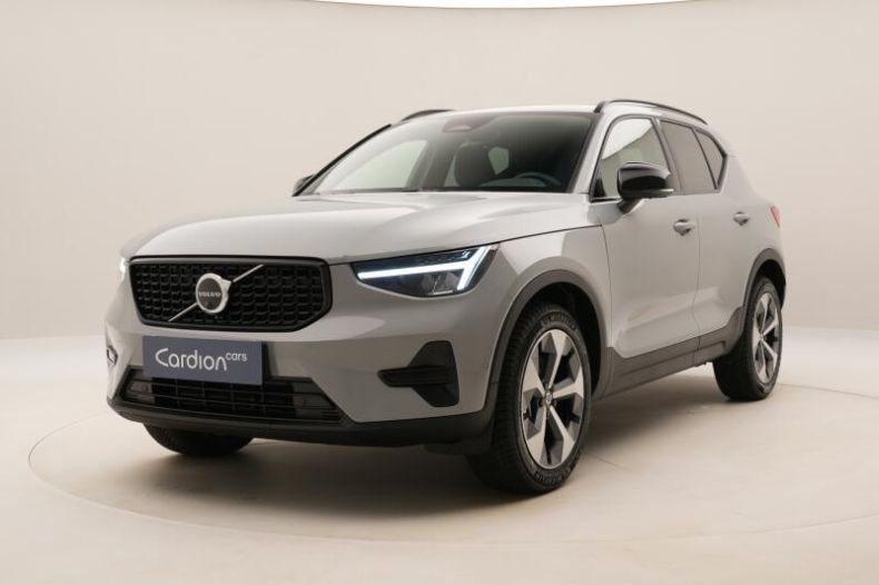 Volvo XC40 - hlavní foto