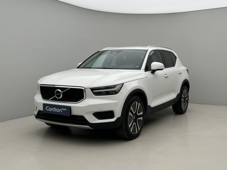 Volvo XC40 - hlavní foto