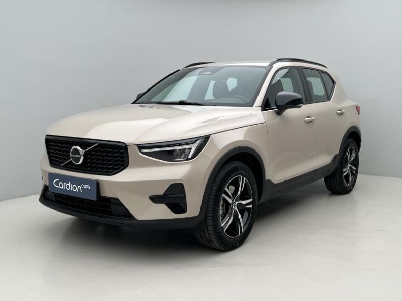 Volvo XC40 - hlavní fotka