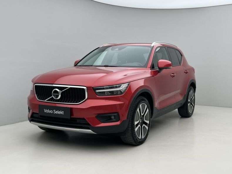 Volvo XC40 - hlavní foto