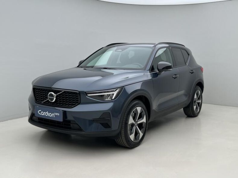 Volvo XC40 - hlavní foto