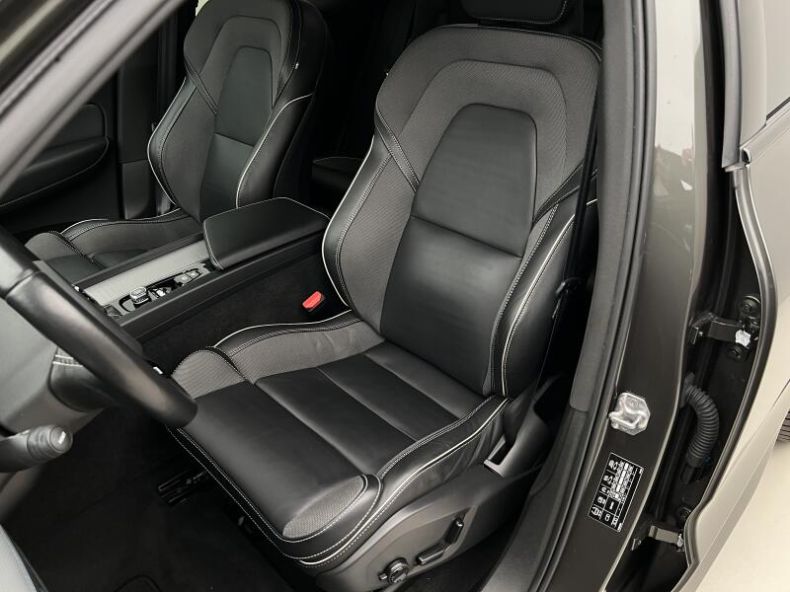 Volvo XC60 - hlavní fotka