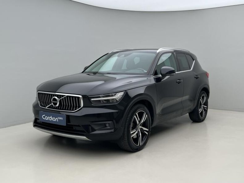 Volvo XC40 - hlavní foto