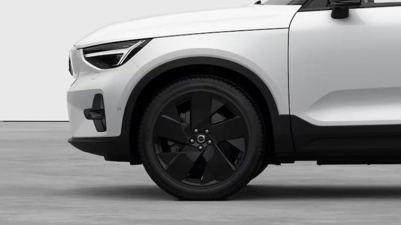 Volvo EX40 - hlavní fotka