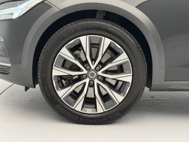 Volvo V90 - hlavní fotka