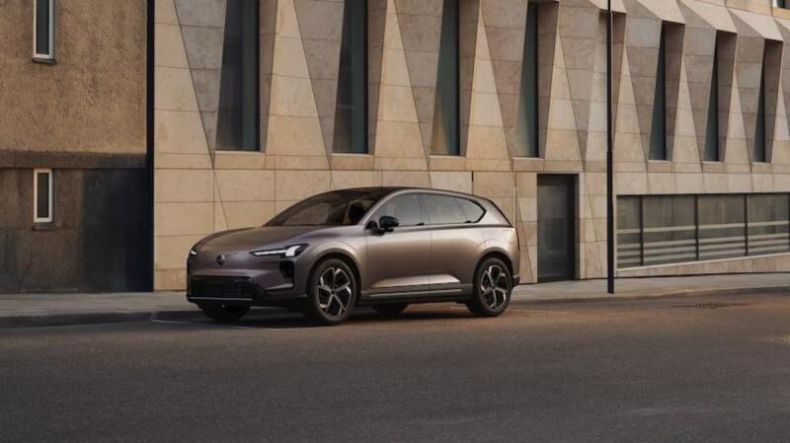 Volvo EX60 - hlavní foto