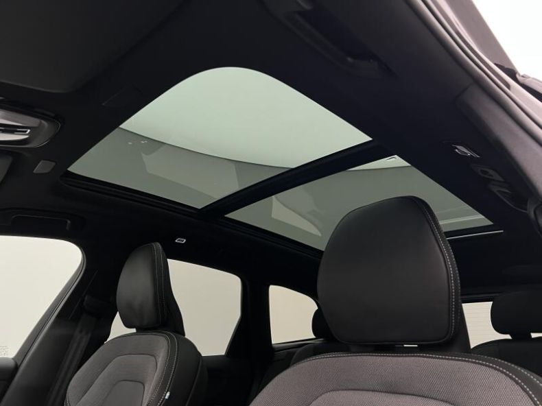 Volvo XC60 - hlavní fotka