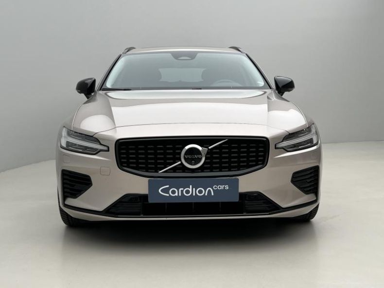 Volvo V60 - hlavní fotka