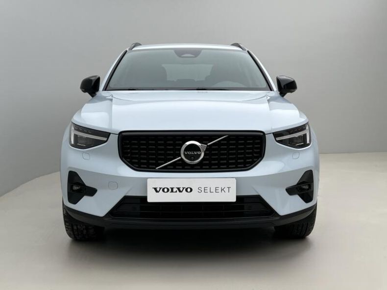 Volvo XC40 - hlavní fotka