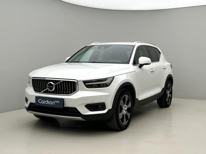 Volvo XC40 - hlavní foto