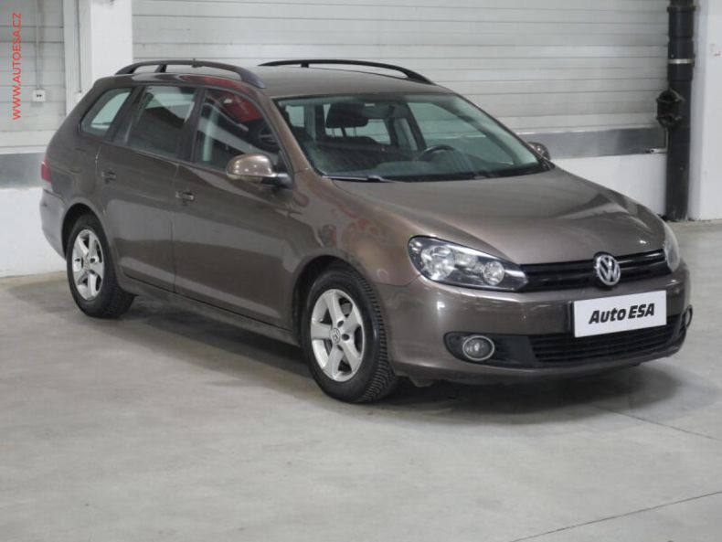 Volkswagen Golf - hlavní foto