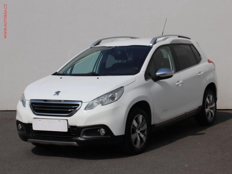 Peugeot 2008 - hlavní fotka