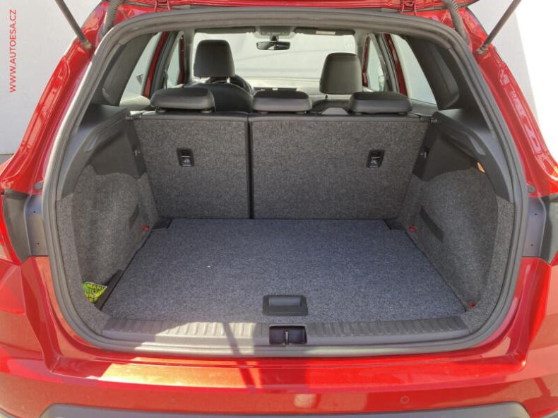 Seat Arona - hlavní fotka