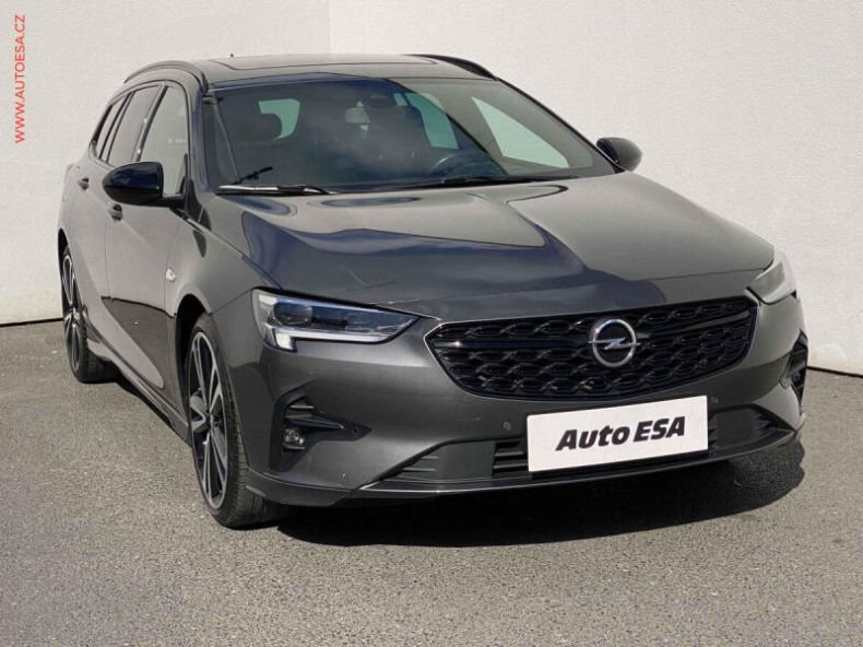 Opel Insignia - hlavní foto