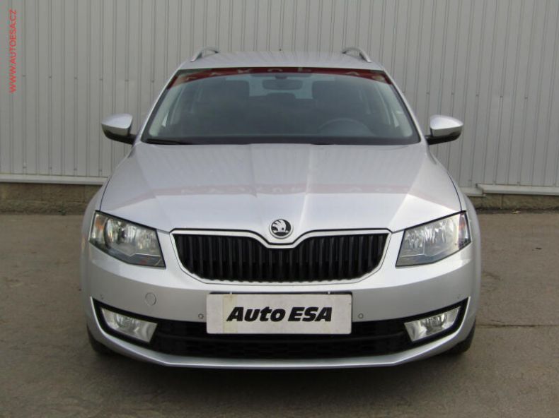Škoda Octavia - hlavní fotka