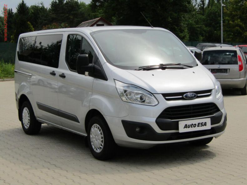 Ford Transit - hlavní foto