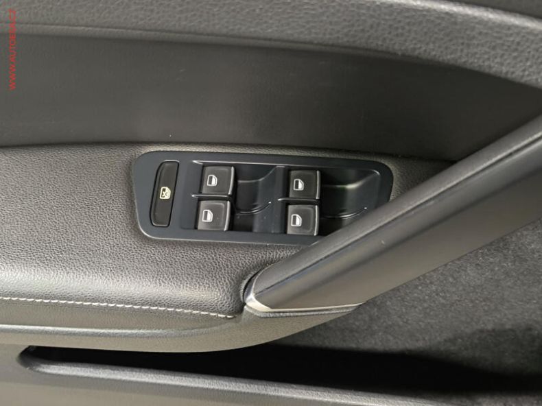 Volkswagen Golf - hlavní fotka