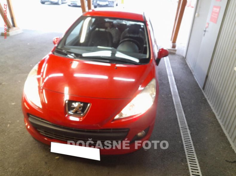Peugeot 207 - hlavní foto