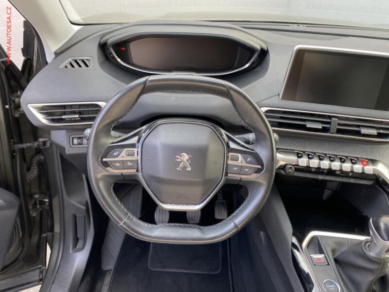 Peugeot 3008 - hlavní fotka