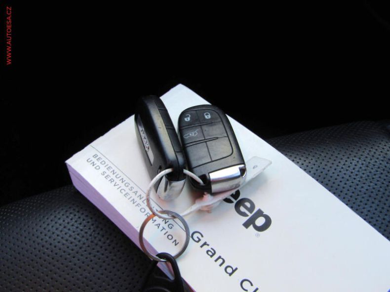 Jeep Grand Cherokee - hlavní fotka