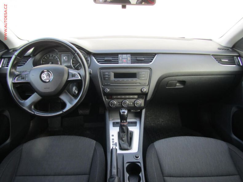 Škoda Octavia - hlavní fotka