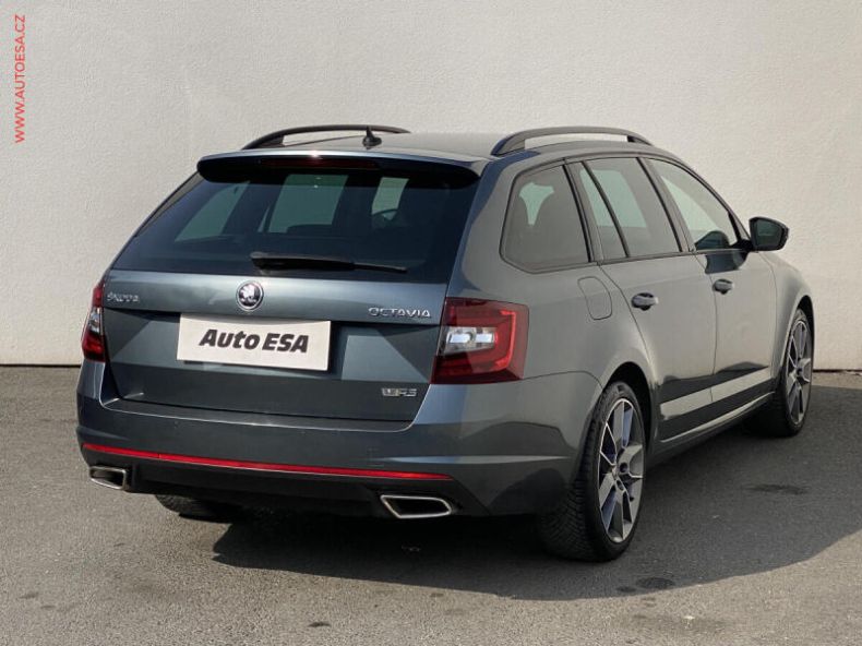 Škoda Octavia - hlavní fotka