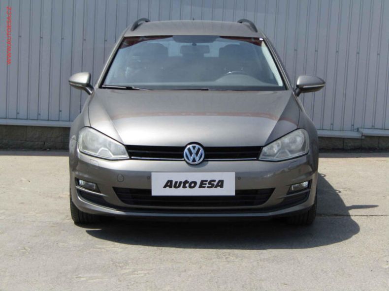 Volkswagen Golf - hlavní fotka