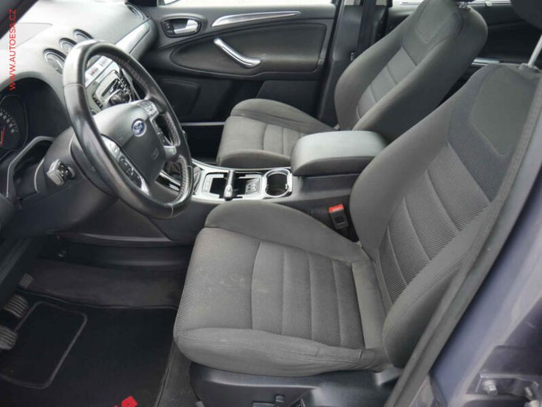 Ford S-MAX - hlavní fotka