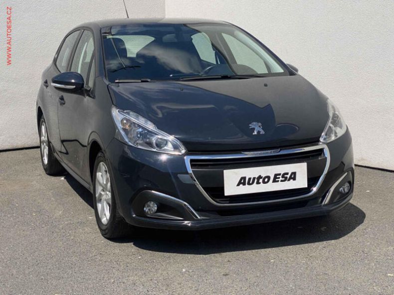 Peugeot 208 - hlavní foto
