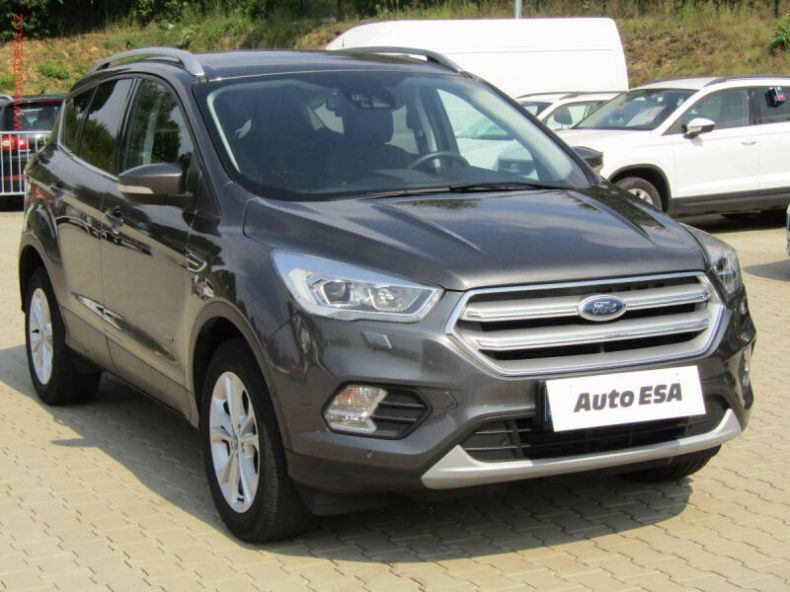 Ford Kuga - hlavní fotka