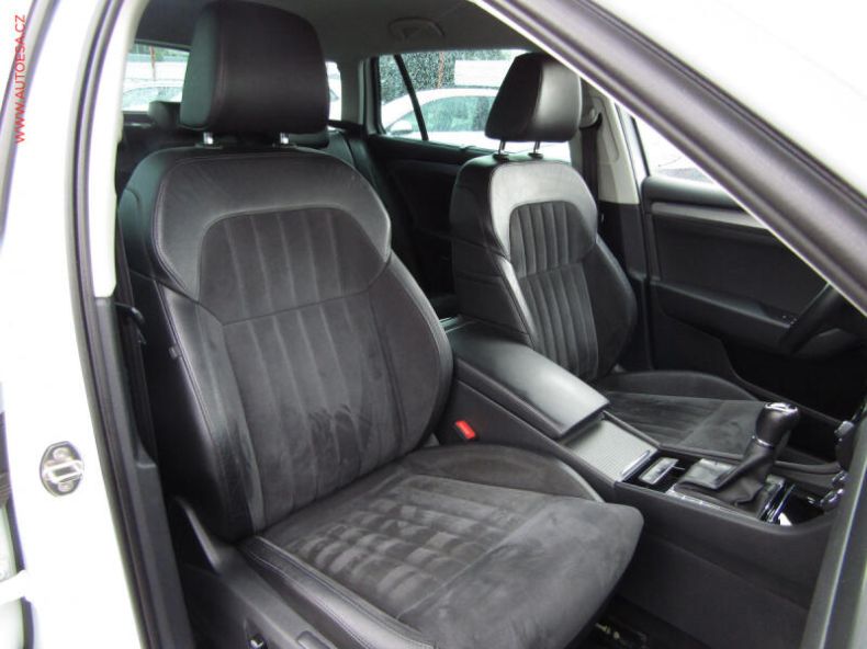 Škoda Superb - hlavní fotka