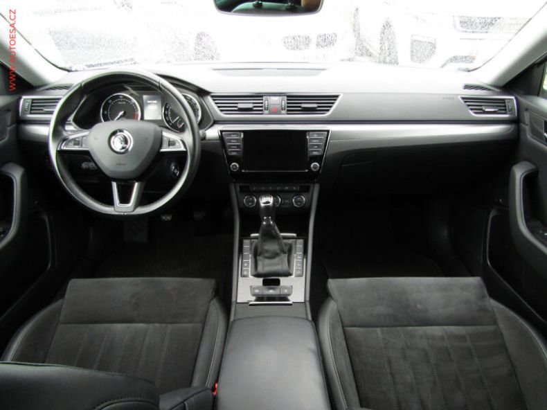 Škoda Superb - hlavní fotka