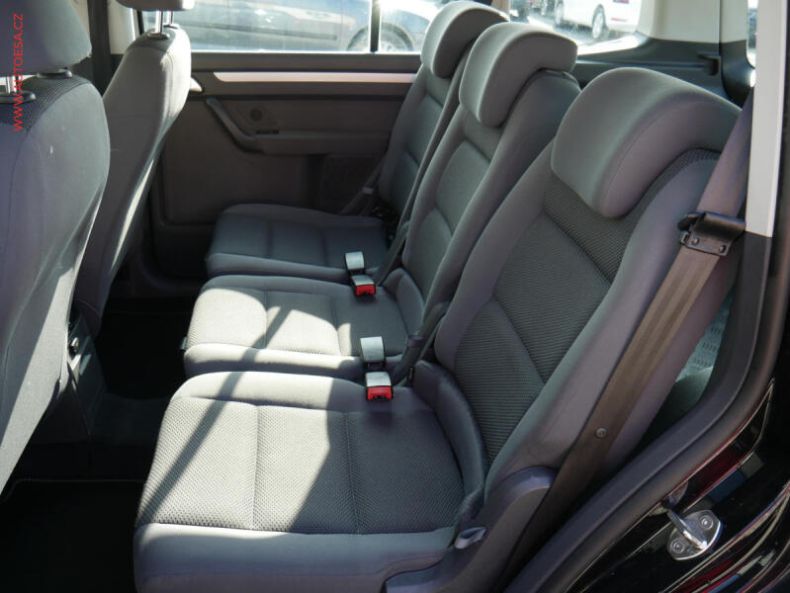 Volkswagen Touran - hlavní fotka