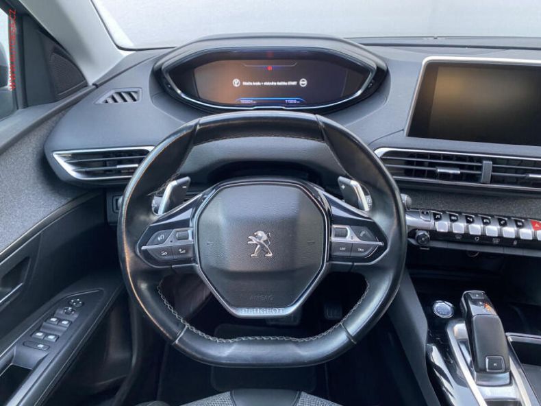 Peugeot 3008 - hlavní fotka
