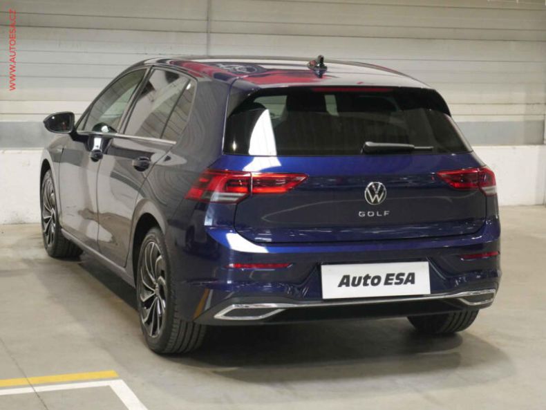 Volkswagen Golf - hlavní fotka