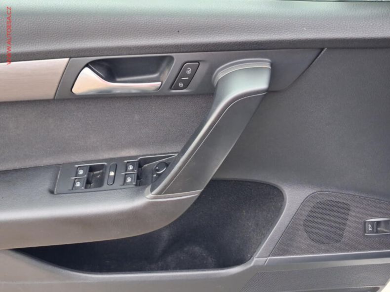 Volkswagen Passat - hlavní fotka