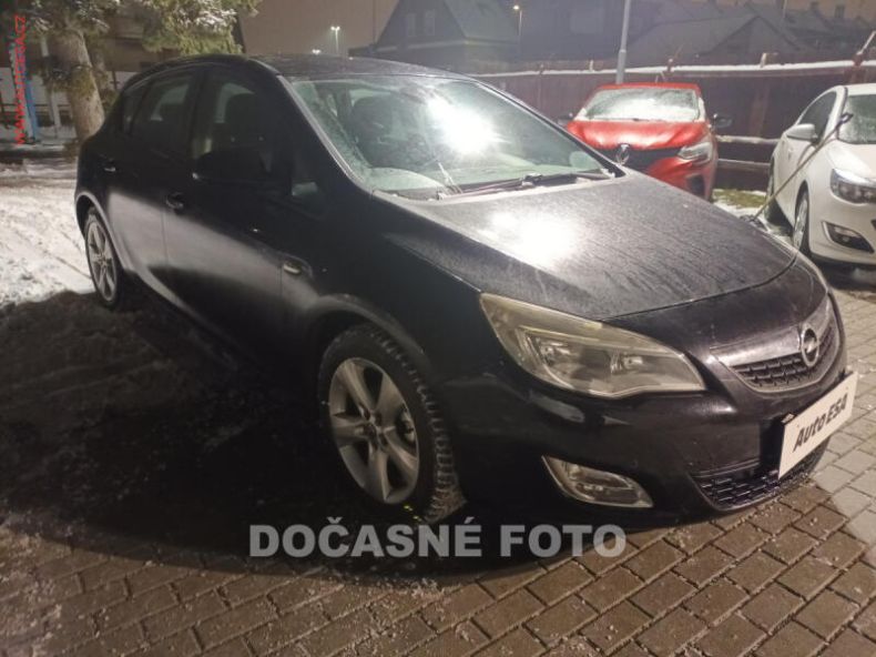 Opel Astra - hlavní fotka inzerátu