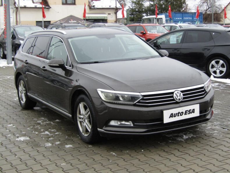 Volkswagen Passat - hlavní foto