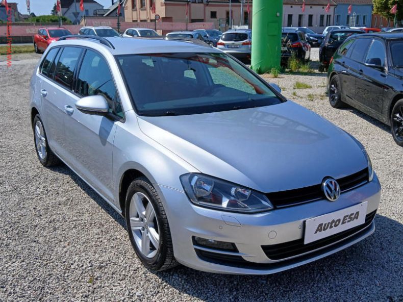 Volkswagen Golf - hlavní foto
