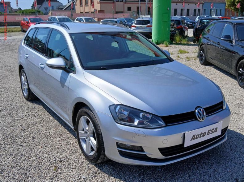 Volkswagen Golf - hlavní foto