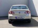 Volkswagen Passat - fotka číslo 4