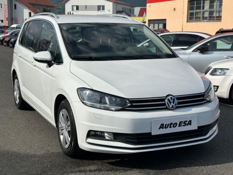 Volkswagen Touran - hlavní fotka inzerátu
